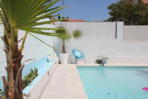 Casa independiente, piscina privada y aire acondicionado